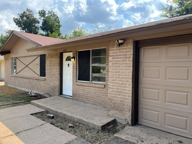 2312 Meadow Crest Property Photo 4