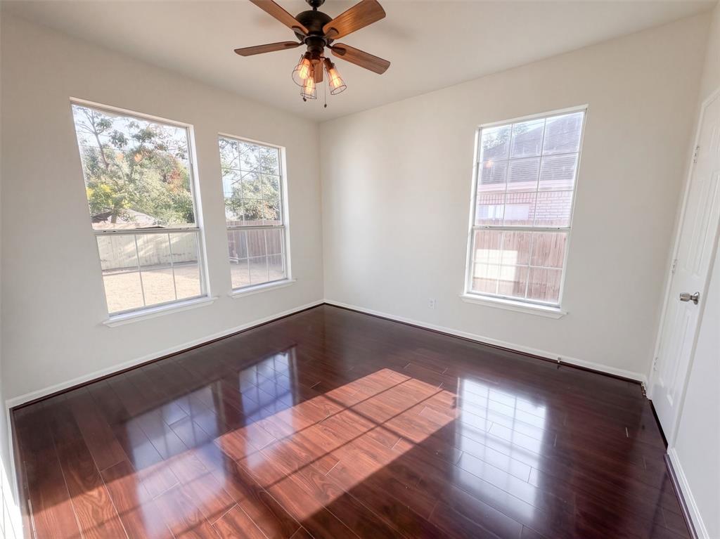 4519 Marcell Avenue Property Photo 8