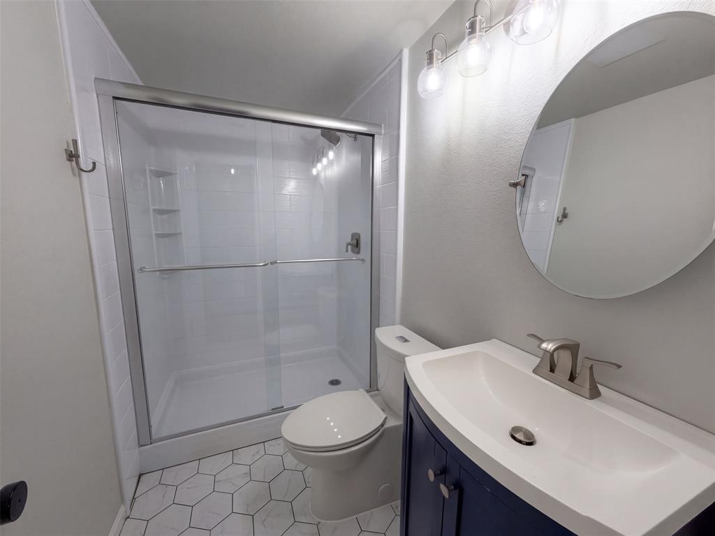 4519 Marcell Avenue Property Photo 10