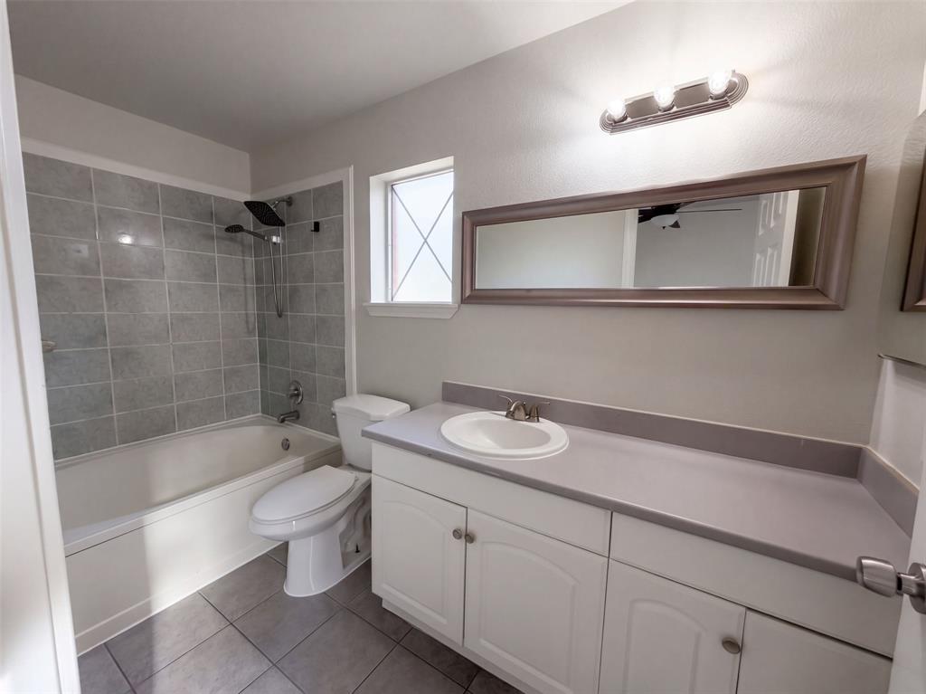 4519 Marcell Avenue Property Photo 11