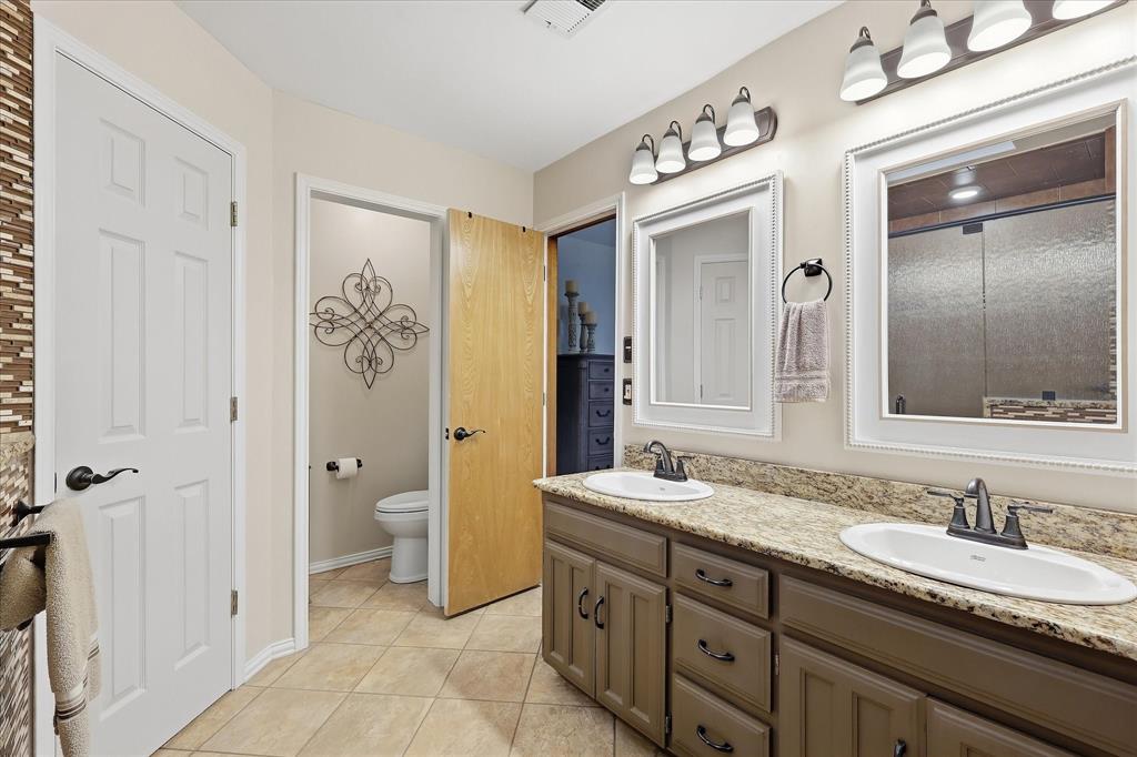 707 Glenn Drive Property Photo 27