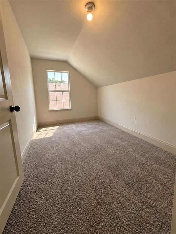 708 Essex Street Property Photo 18