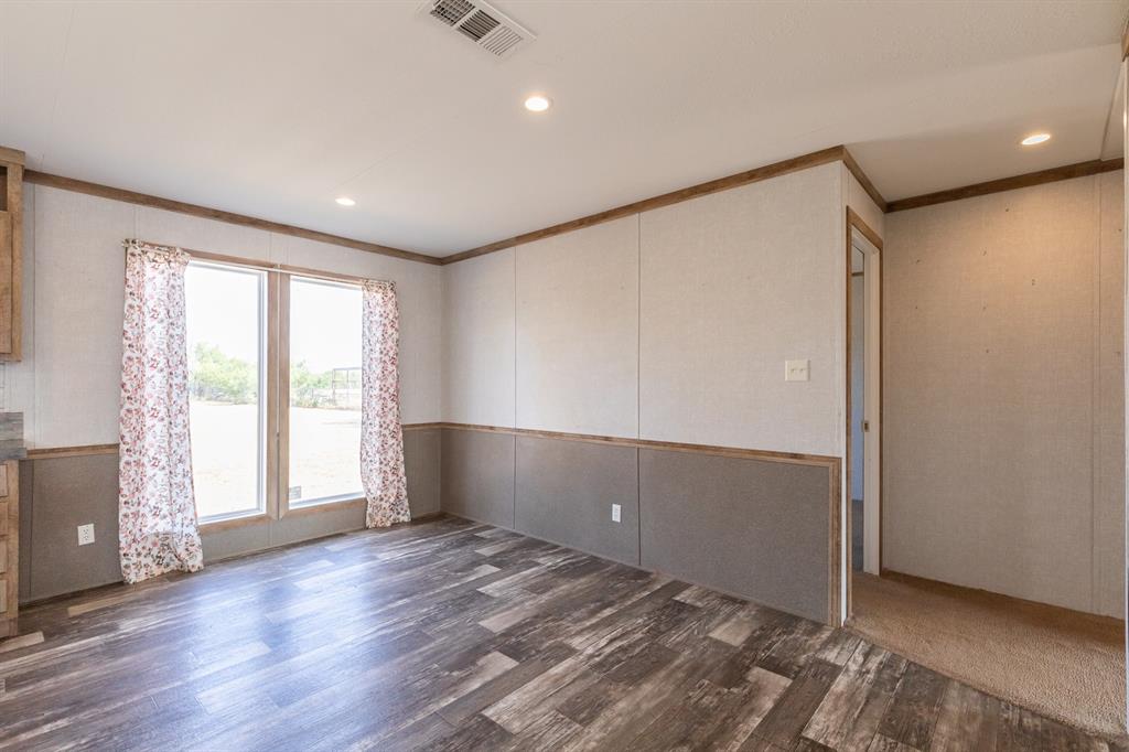 7942 Us Highway 277 S Property Photo 9
