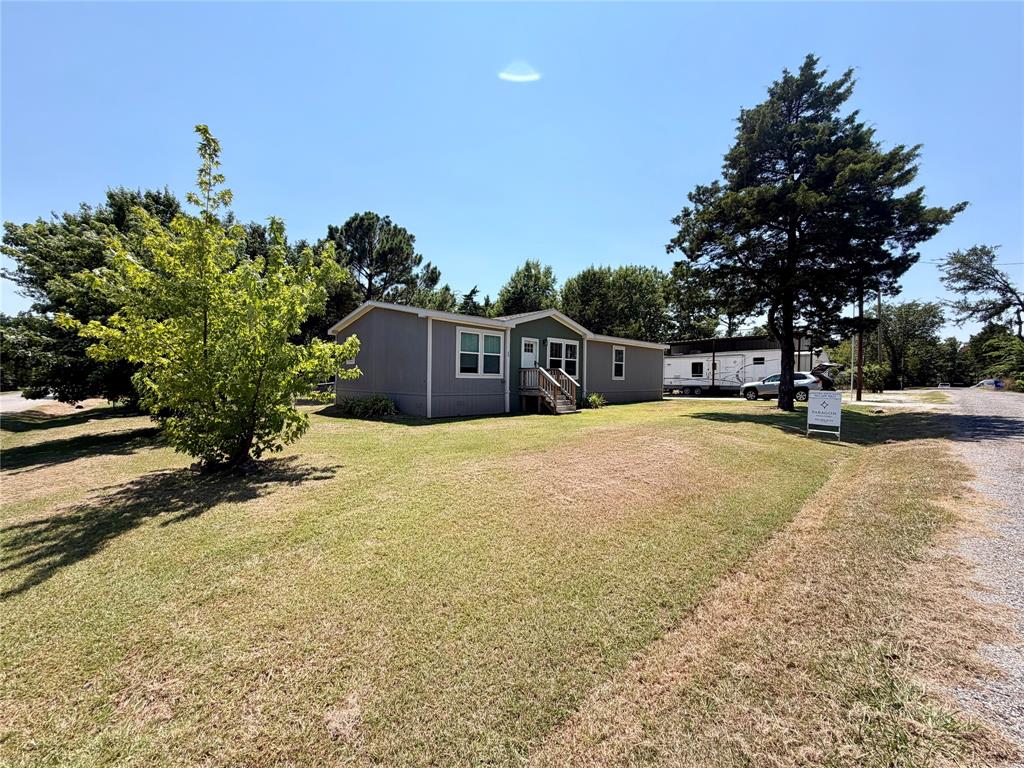 60 Holland Street Property Photo 1