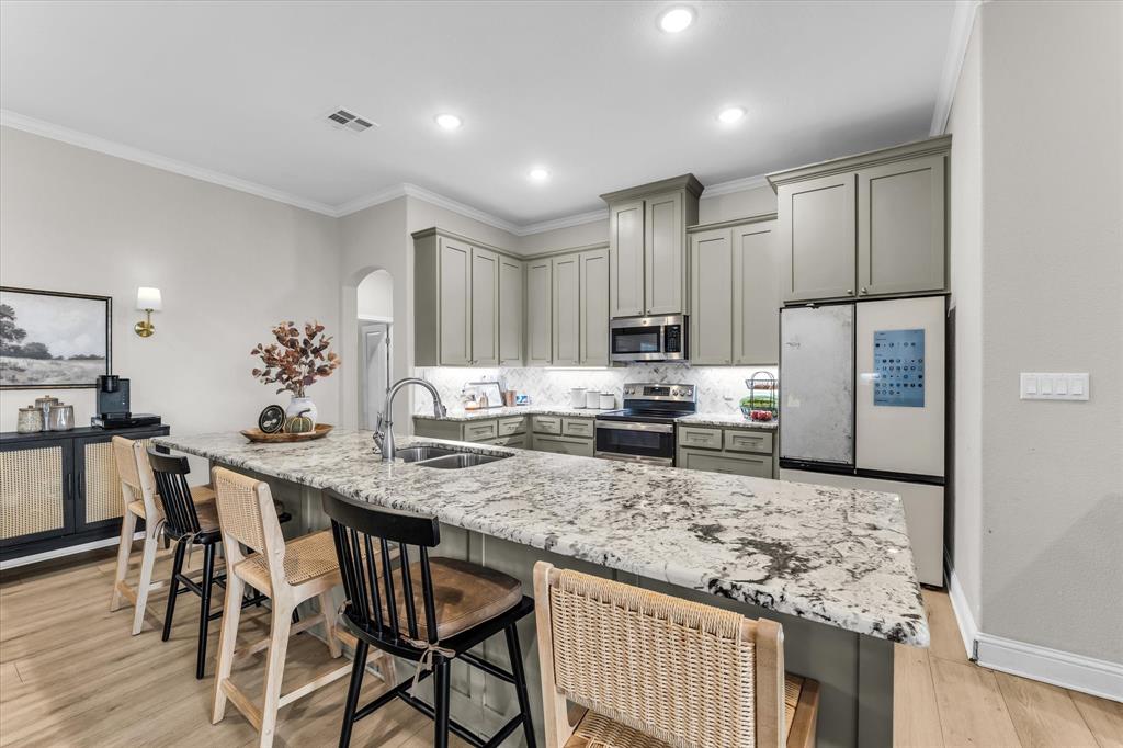 370 Frederick Drive Property Photo 12