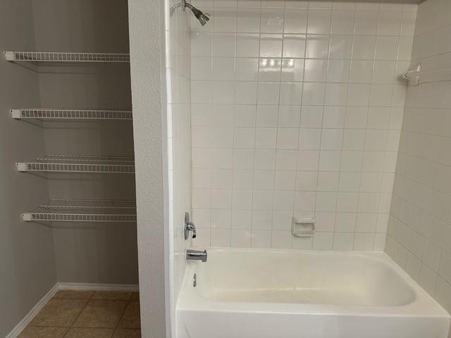9300 Goldenview Drive Property Photo 9