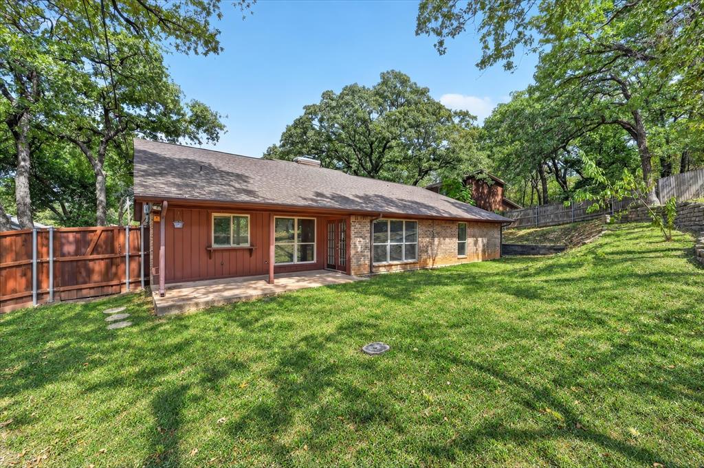 1600 Craighton Court Property Photo 32