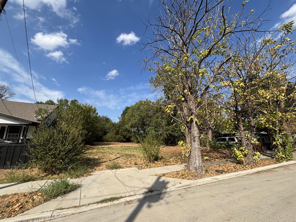3133 Springview Avenue Property Photo 1