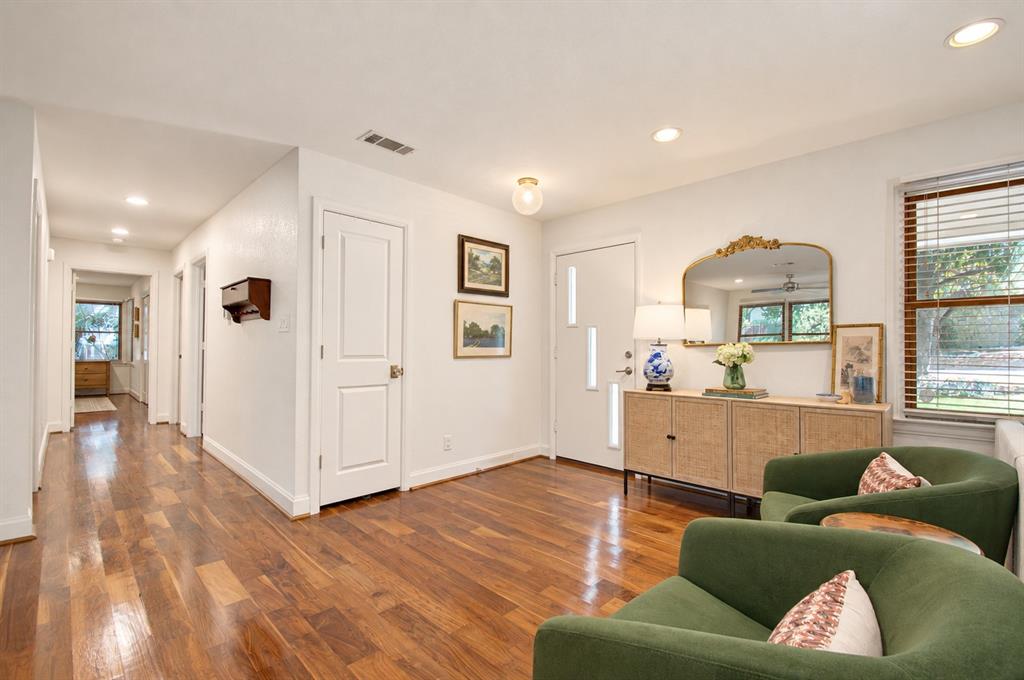 6812 Kirkwood Road Property Photo 7