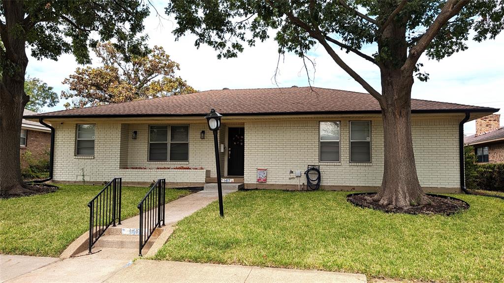 1417 Charleston Drive Property Photo 3