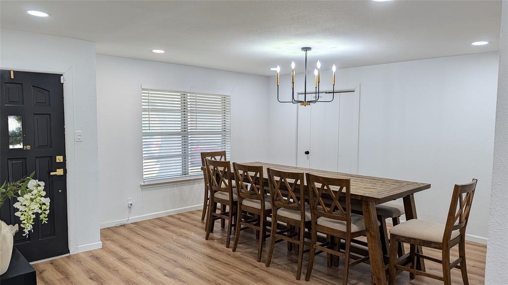 1417 Charleston Drive Property Photo 4