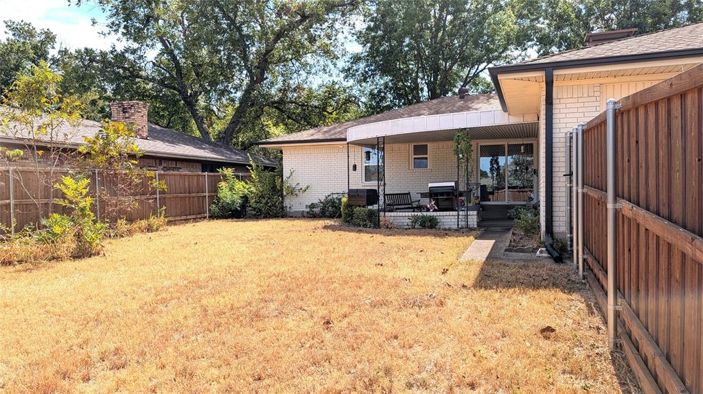 1417 Charleston Drive Property Photo 26