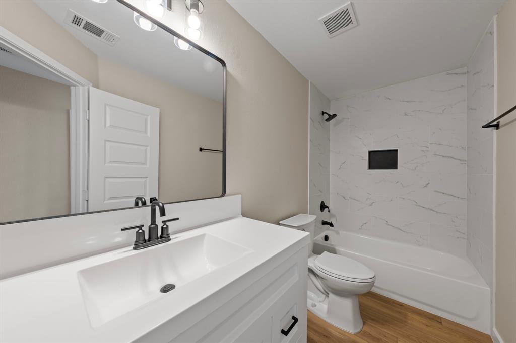 6001 Team Court Property Photo 16