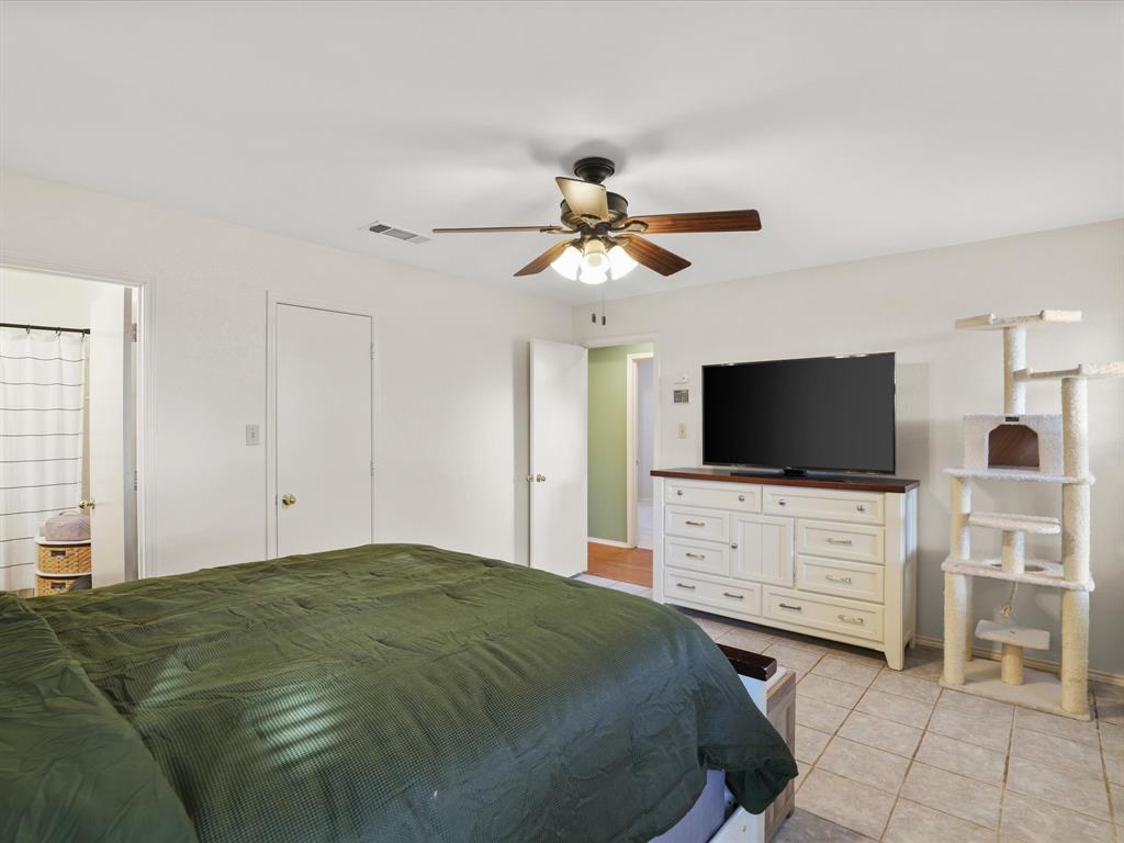 709 Basset Locke Drive Property Photo 19
