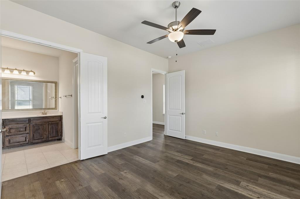 2703 Chambray Lane Property Photo 17
