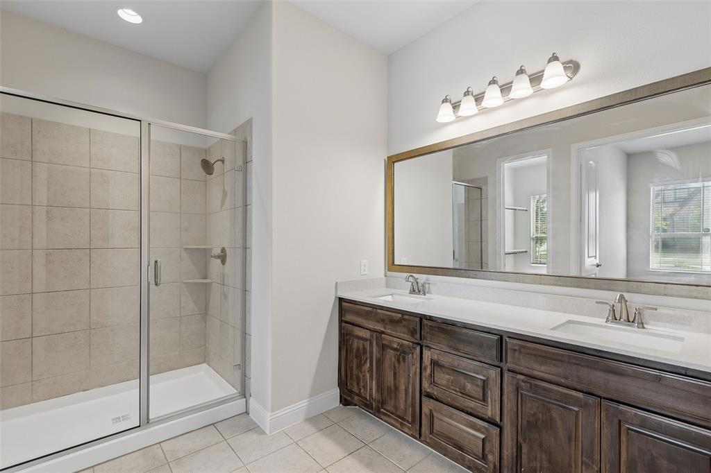 2703 Chambray Lane Property Photo 18