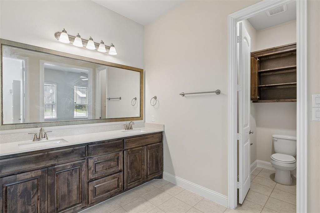 2703 Chambray Lane Property Photo 19