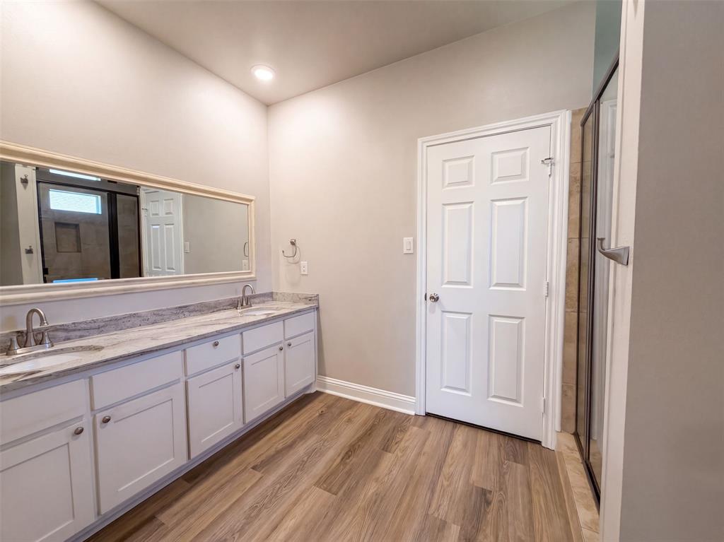 6006 Colorado Street Property Photo 11