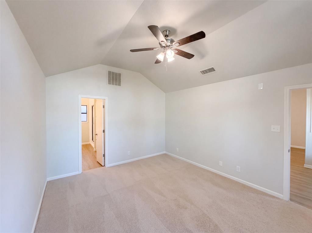 2812 Beverly Drive Property Photo 8