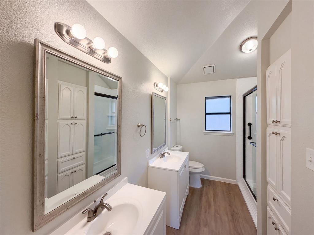 2812 Beverly Drive Property Photo 9
