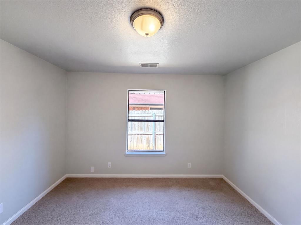 2812 Beverly Drive Property Photo 14
