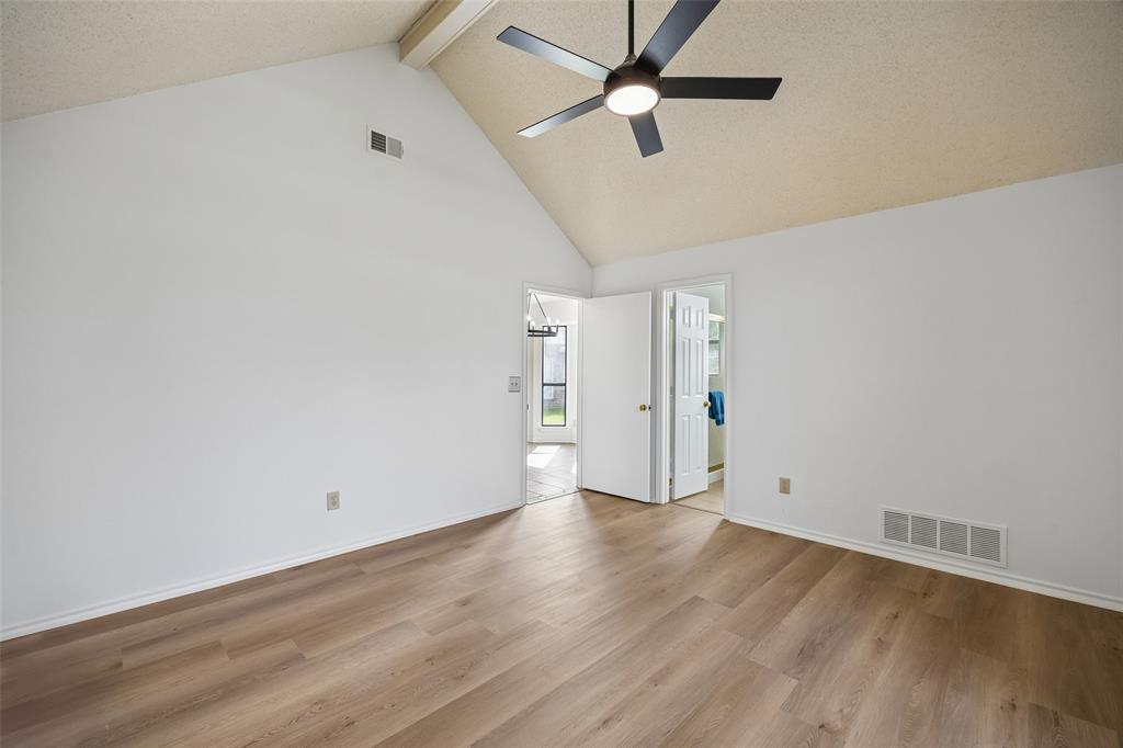 6656 Wickliff Trail Property Photo 17