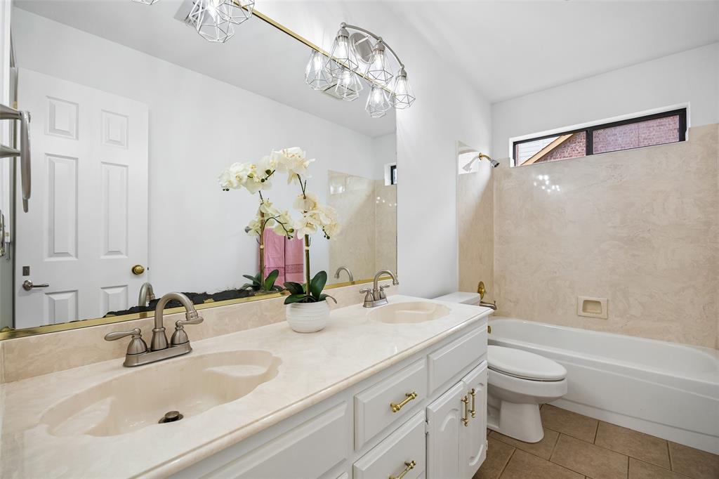 6656 Wickliff Trail Property Photo 25