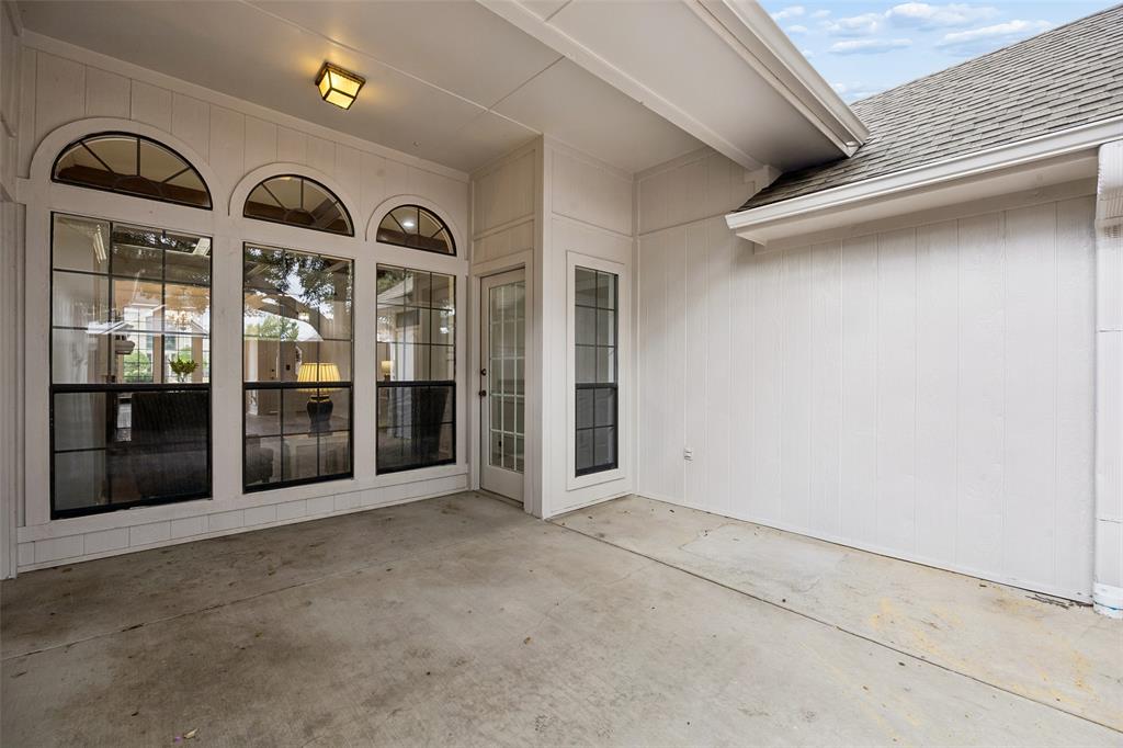 6656 Wickliff Trail Property Photo 28