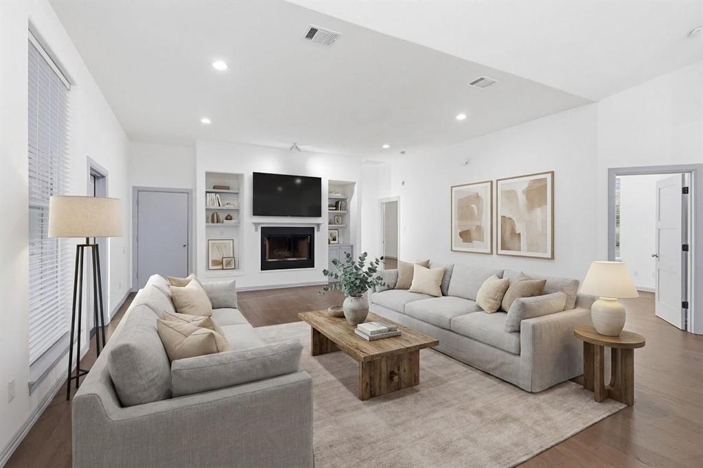 2541 Town View Drive