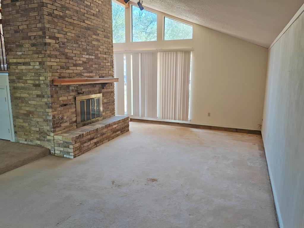 2120 Valley Forge Drive Property Photo 4