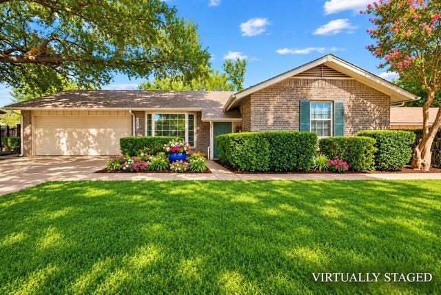 1228 Farnham Court Property Photo 1