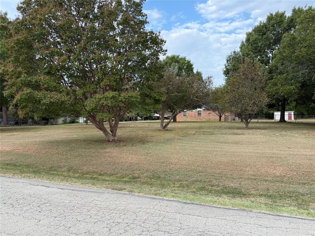 800 4th Street Property Photo 6