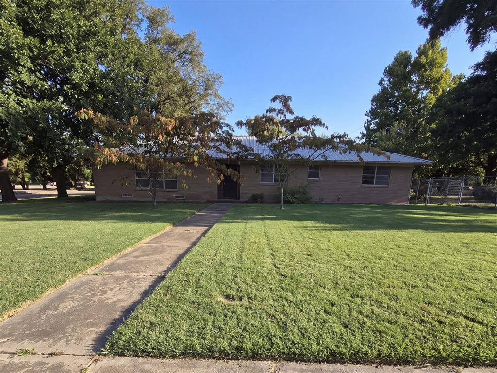 203 Hill Street Property Photo 1