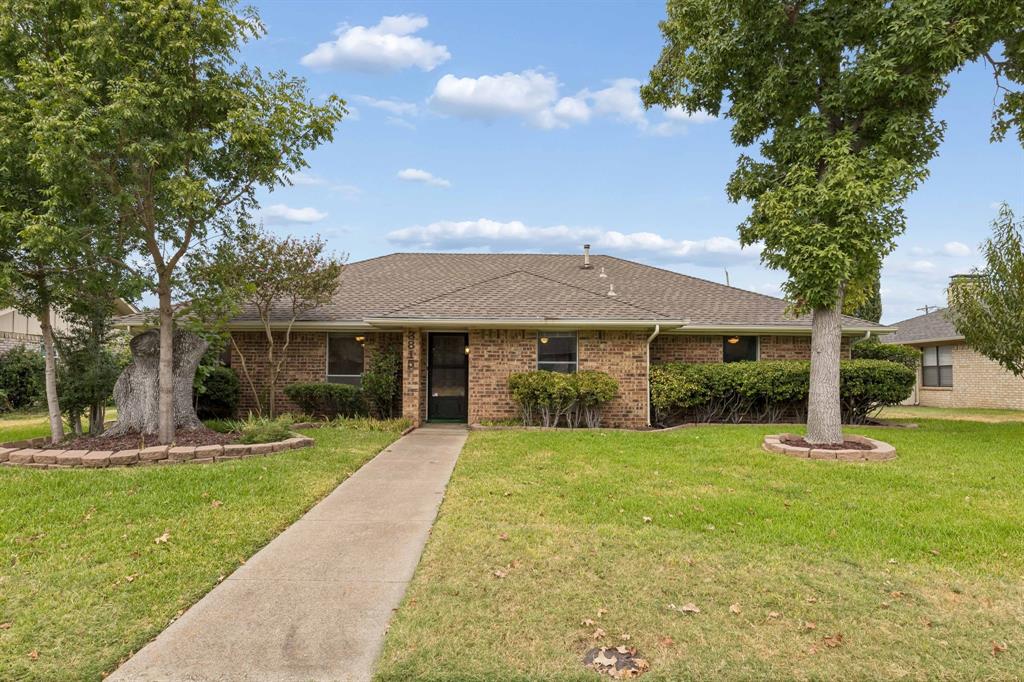 3815 Spring Hollow Drive Property Photo 1