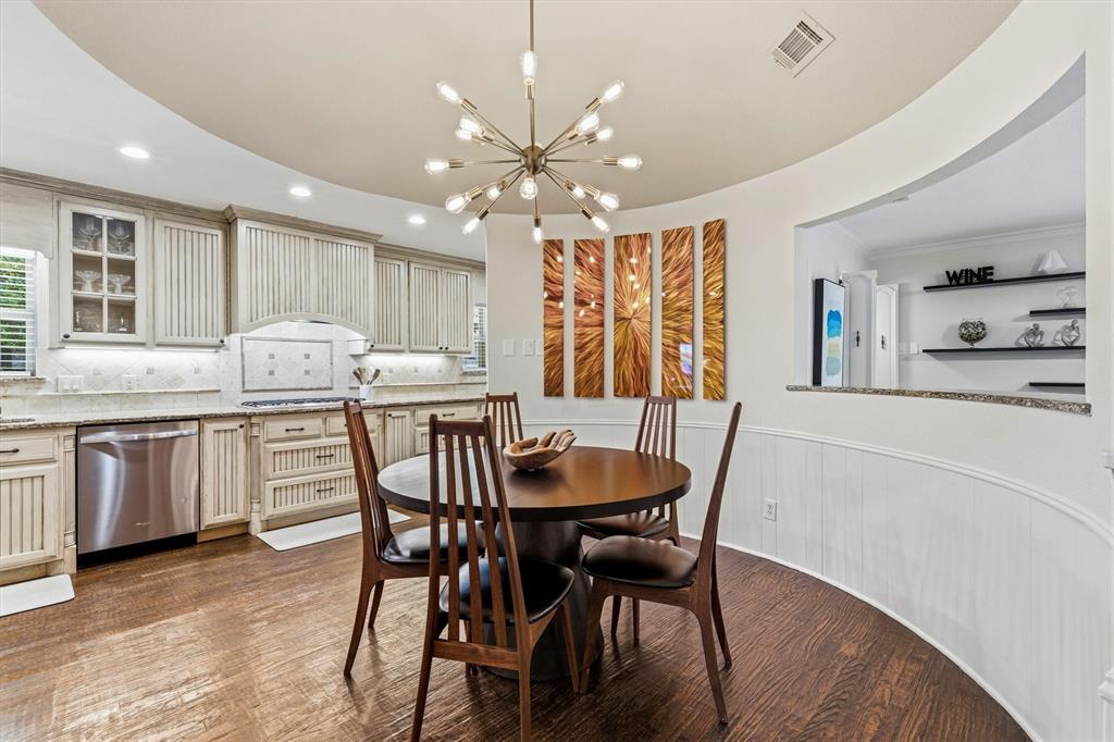 2904 Foxboro Drive Property Photo 12