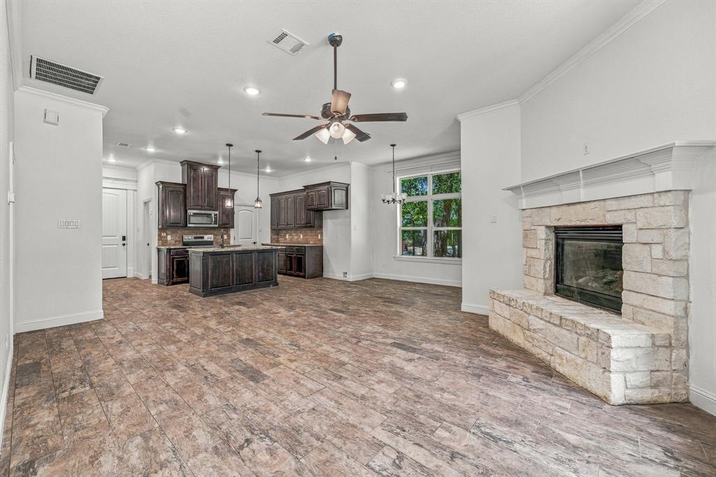9313 Apache Trail Property Photo 12