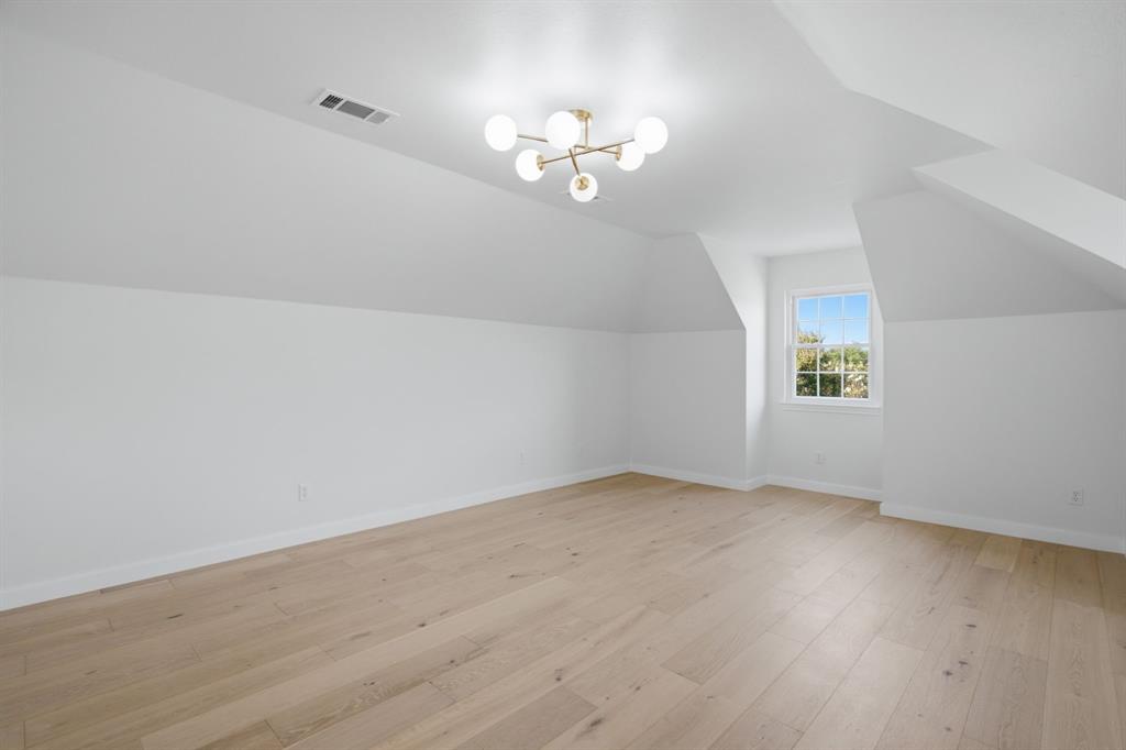 1301 Rolling Acres Drive Property Photo 32