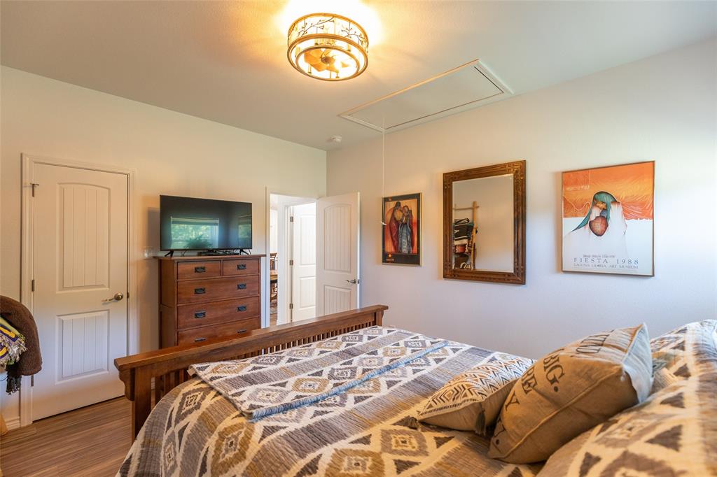 200 Pleasant Lane Property Photo 25