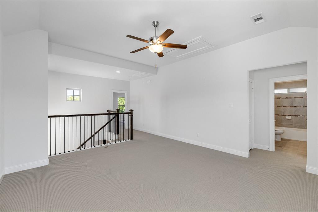 802 Davids Way Property Photo 24
