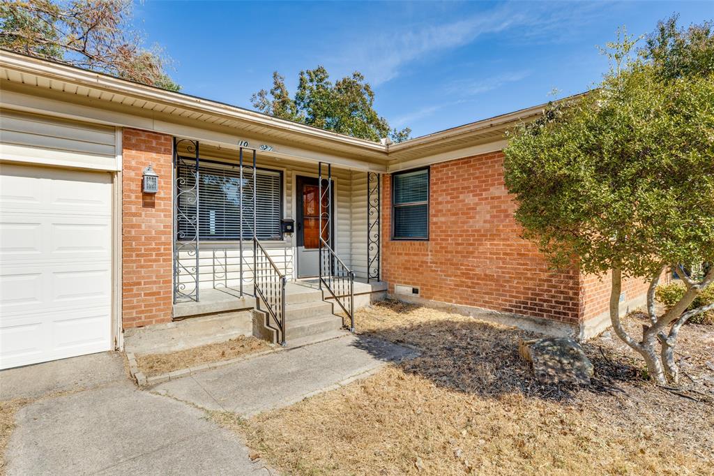 10927 Dunaway Drive Property Photo 2