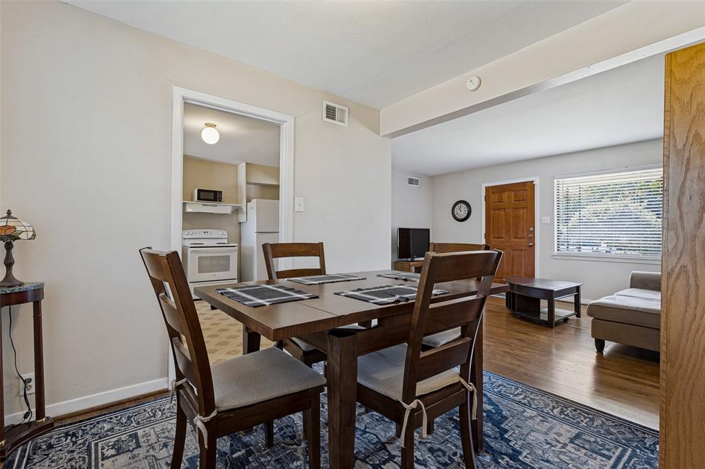 10927 Dunaway Drive Property Photo 6