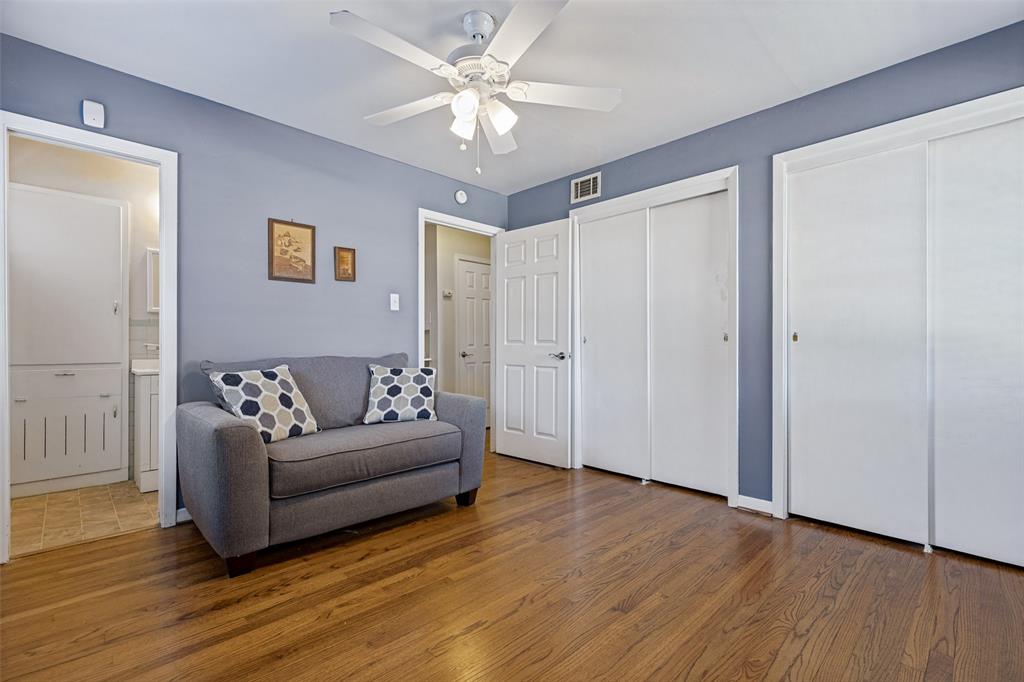 10927 Dunaway Drive Property Photo 9