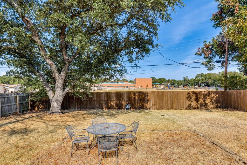10927 Dunaway Drive Property Photo 15