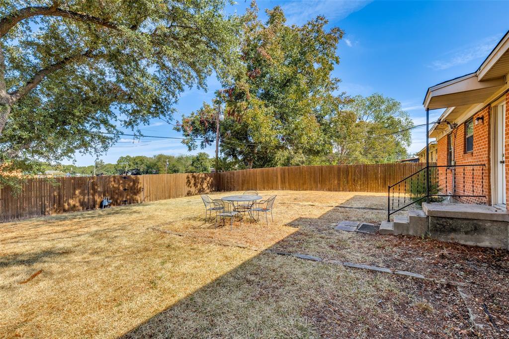 10927 Dunaway Drive Property Photo 16
