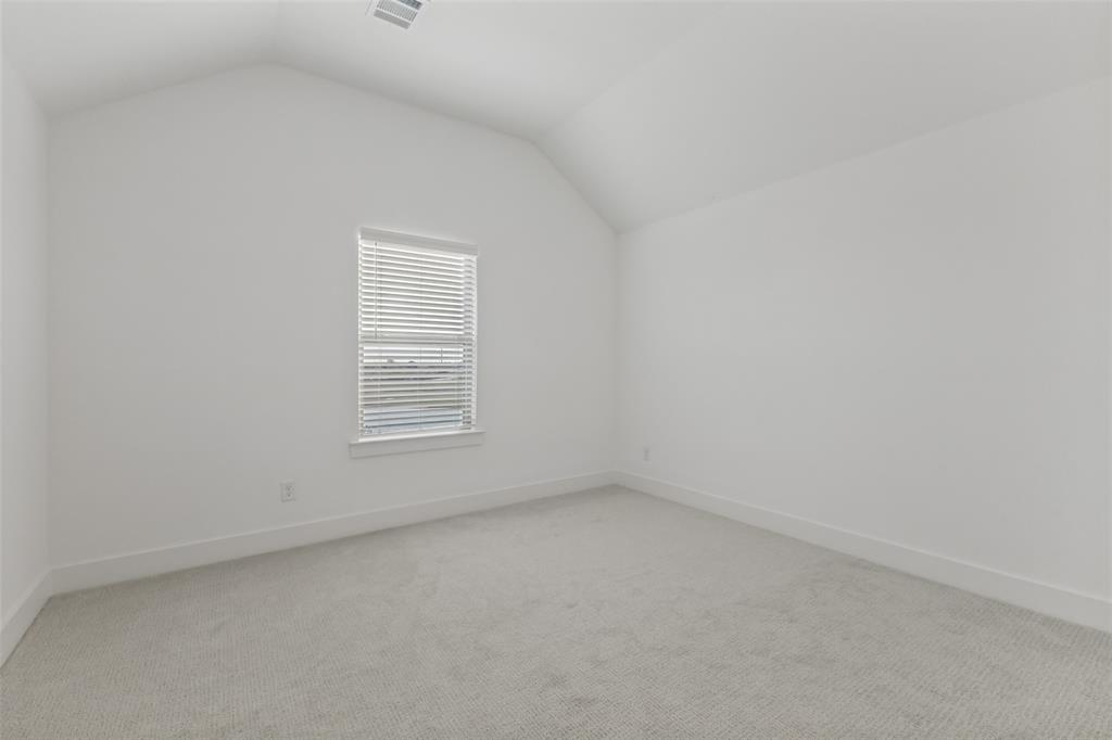 252 Golden Run Drive Property Photo 39