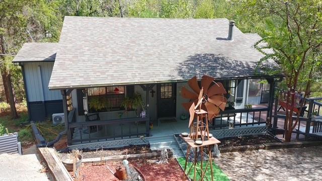 105 Larchwood Path Property Photo 1