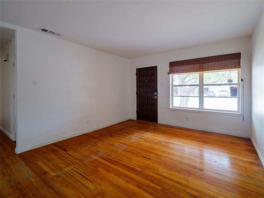 427 Rorary Drive Property Photo 4