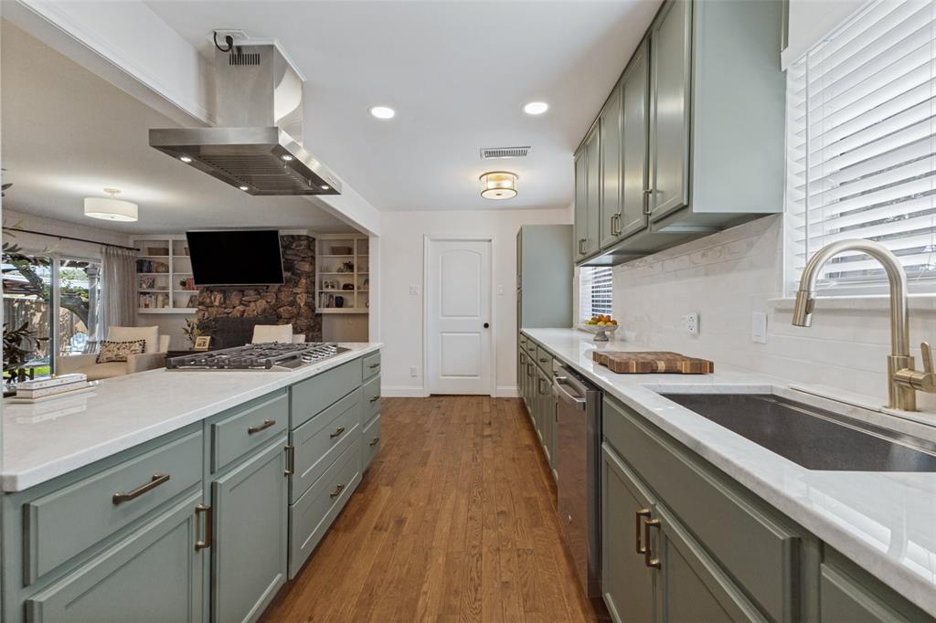 9864 Shoreview Road Property Photo 13