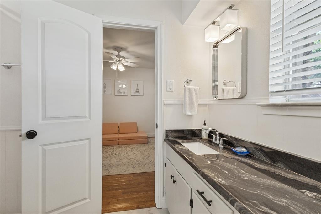 9864 Shoreview Road Property Photo 15