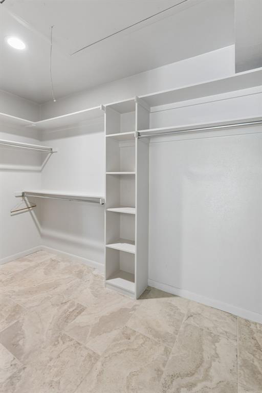 6720 Robin Willow Court Property Photo 18